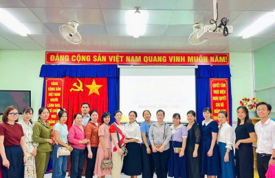TRƯỜNG MẦM NON RẠNG ĐÔNG TỔ CHỨC HỌP CHA MẸ TRẺ ĐẦU NĂM NĂM HỌC 2025-2026